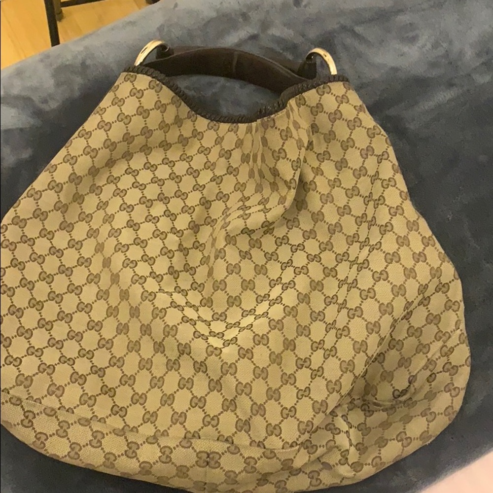 Gucci hobo bag amazing condition!!! Authentic